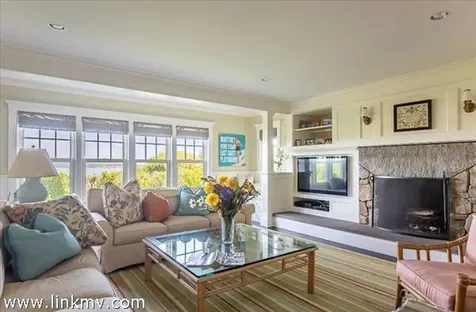 7 Clay Pit Lane Aquinnah MA 02535