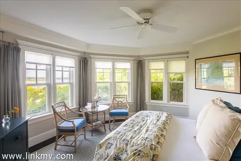 7 Clay Pit Lane Aquinnah MA 02535