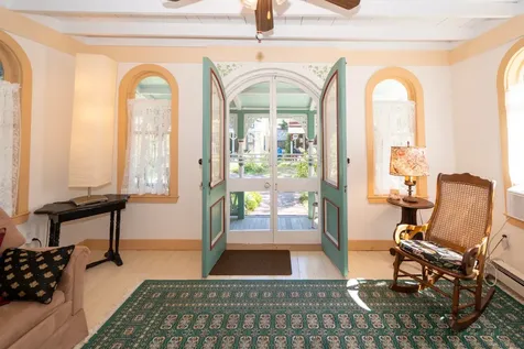 16 Cottage Park Oak Bluffs MA 02557