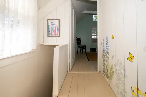 16 Cottage Park Oak Bluffs MA 02557