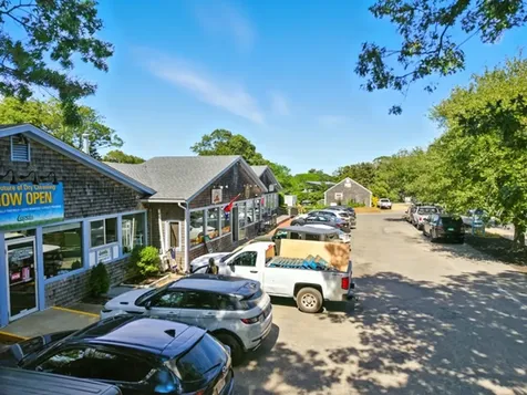 395 State Road Vineyard Haven MA 02568