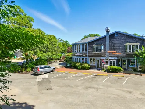 395 State Road Vineyard Haven MA 02568