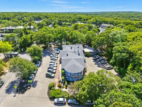 395 State Road Vineyard Haven MA 02568