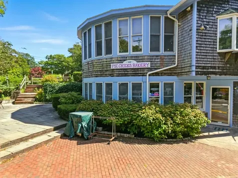 395 State Road Vineyard Haven MA 02568