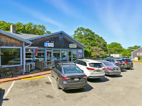 395 State Road Vineyard Haven MA 02568