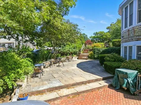 395 State Road Vineyard Haven MA 02568