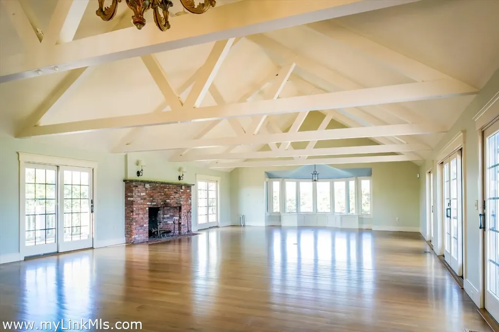 56 North Neck Road Edgartown MA 02539