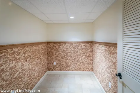 56 North Neck Road Edgartown MA 02539