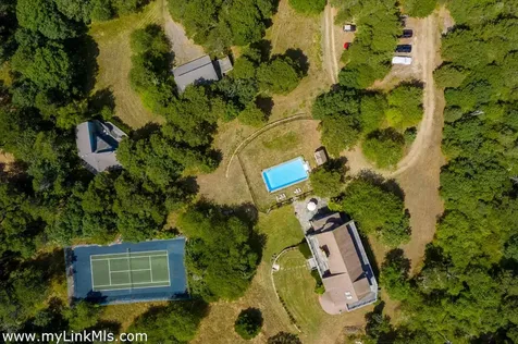 56 North Neck Road Edgartown MA 02539