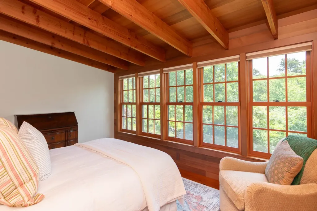 15 Old Farm Road Chilmark MA 02535