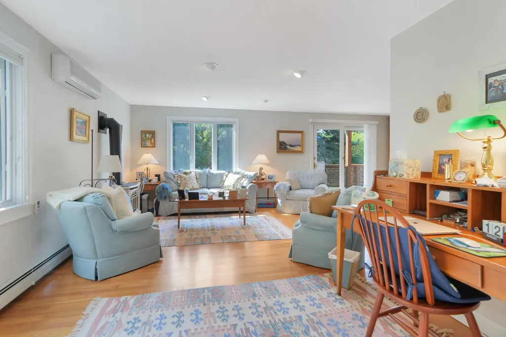 23 Thaxter Lane Edgartown MA 02539