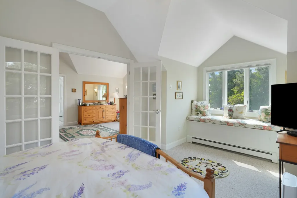 23 Thaxter Lane Edgartown MA 02539