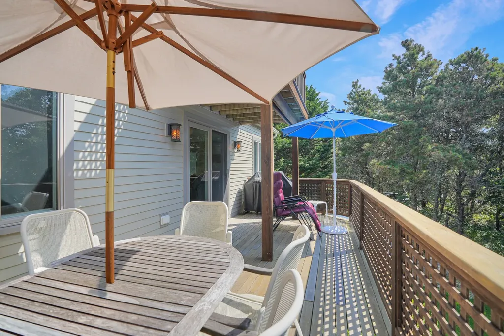 23 Thaxter Lane Edgartown MA 02539