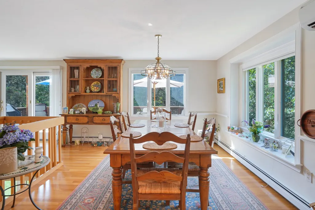 23 Thaxter Lane Edgartown MA 02539