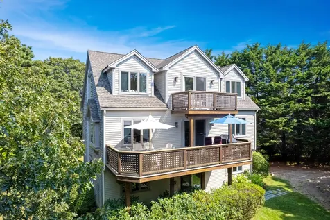 23 Thaxter Lane Edgartown MA 02539