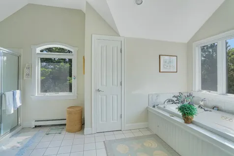 23 Thaxter Lane Edgartown MA 02539