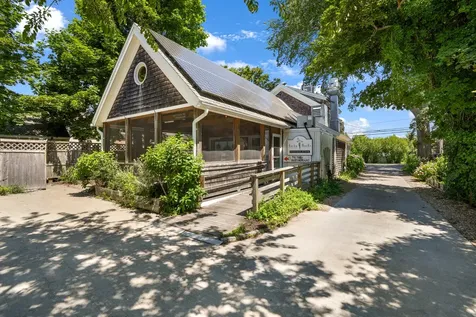 218 Upper Main Street Edgartown MA 02539