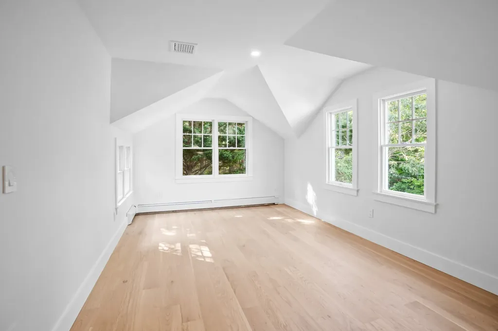 6 Janes Cove Road Edgartown MA 02539