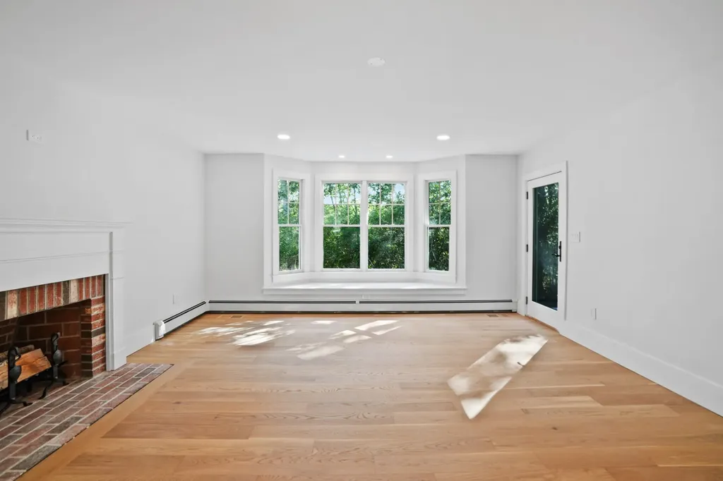 6 Janes Cove Road Edgartown MA 02539