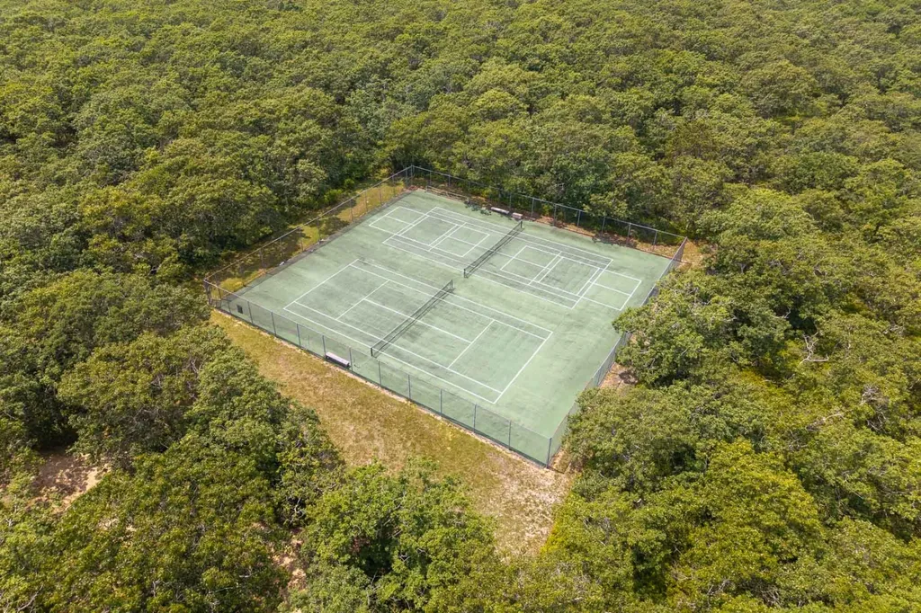 6 Janes Cove Road Edgartown MA 02539