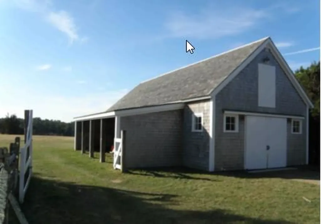 93 Oyster Pond Road Edgartown MA 02539