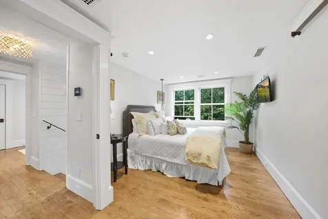 27 Clambelly Road Chilmark MA 02535