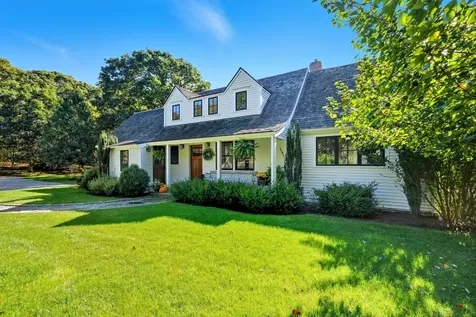 27 Clambelly Road Chilmark MA 02535