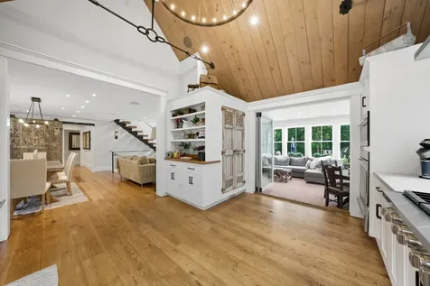 27 Clambelly Road Chilmark MA 02535