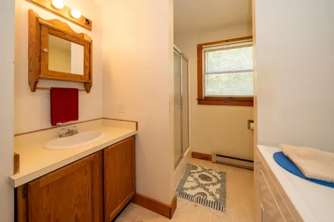 170 Barnes Road Oak Bluffs MA 02557