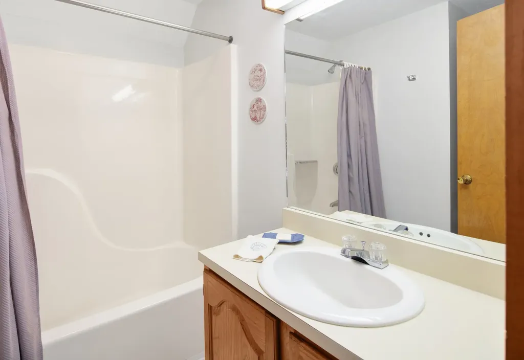 29 Old Nursery Lane Chilmark MA 02535