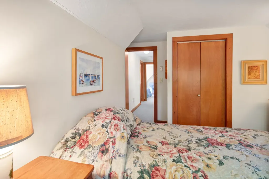 29 Old Nursery Lane Chilmark MA 02535