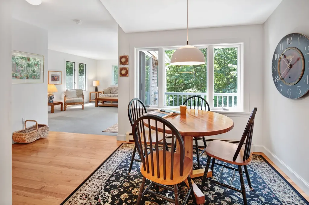 29 Old Nursery Lane Chilmark MA 02535