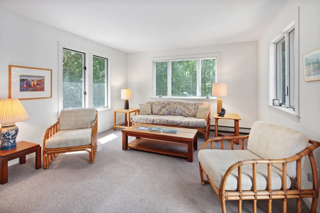 29 Old Nursery Lane Chilmark MA 02535