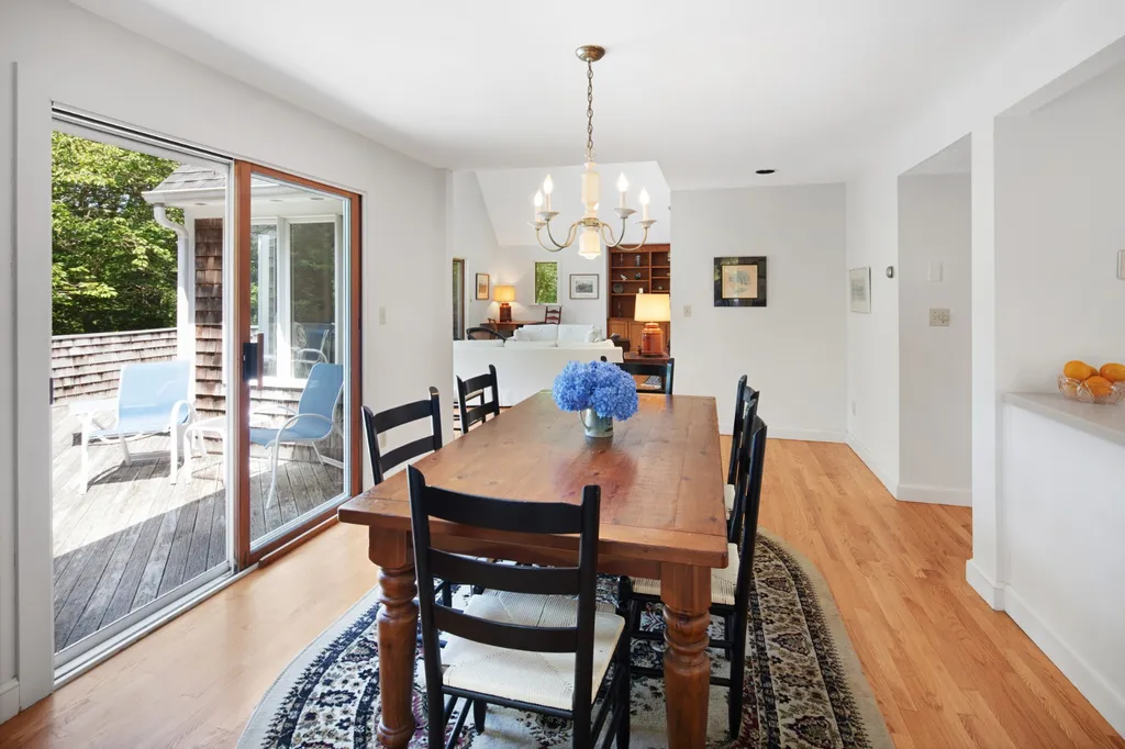 29 Old Nursery Lane Chilmark MA 02535