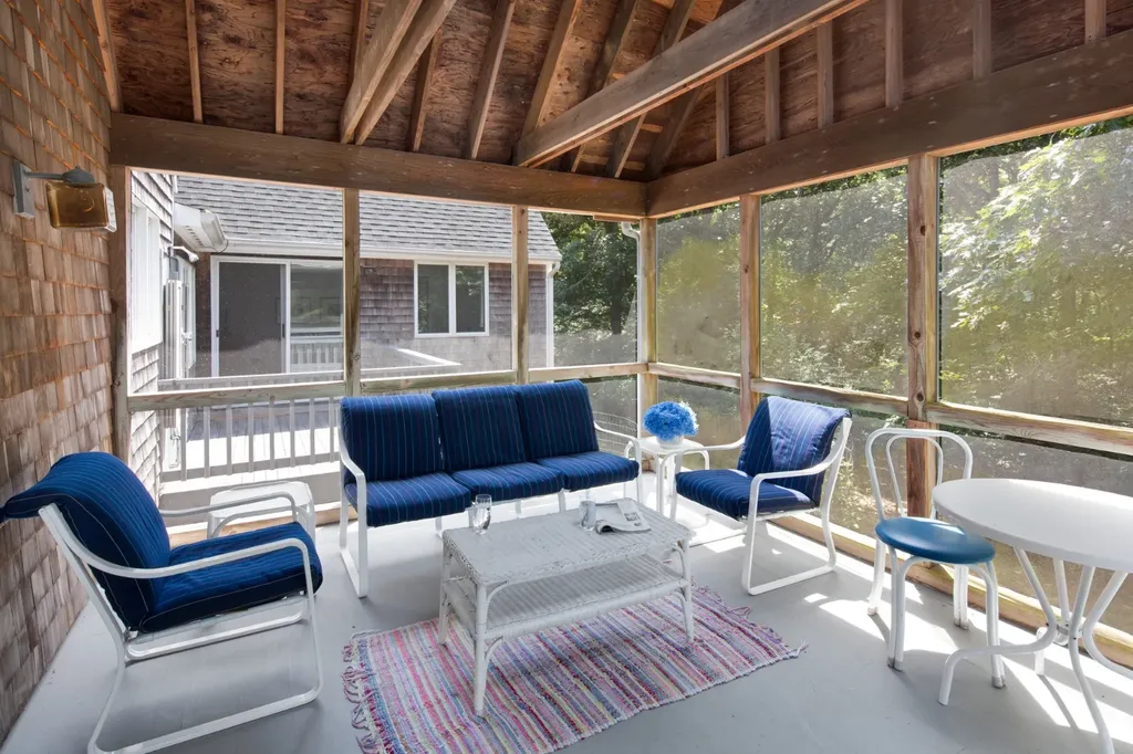 29 Old Nursery Lane Chilmark MA 02535