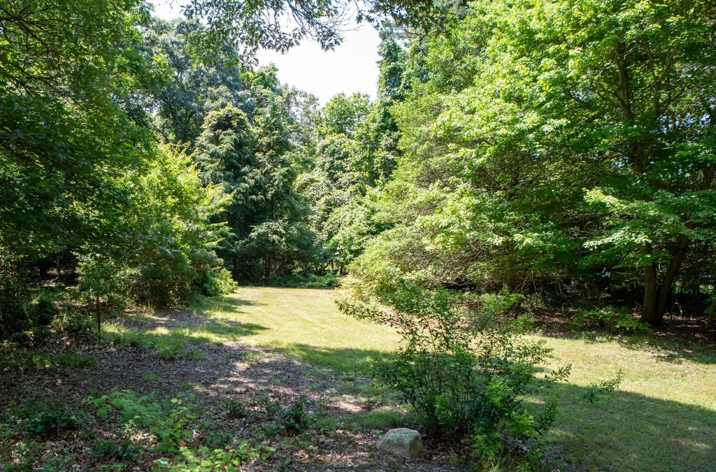 29 Old Nursery Lane Chilmark MA 02535
