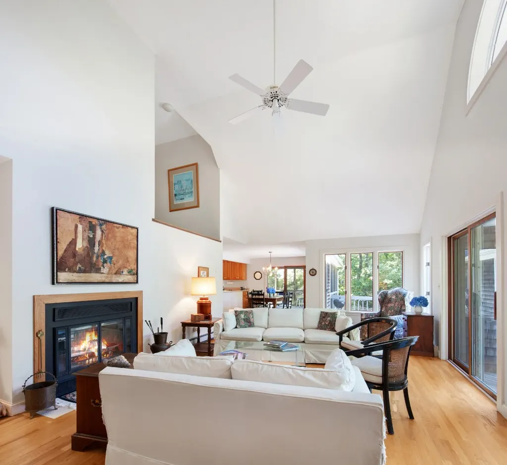 29 Old Nursery Lane Chilmark MA 02535