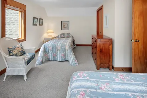 29 Old Nursery Lane Chilmark MA 02535