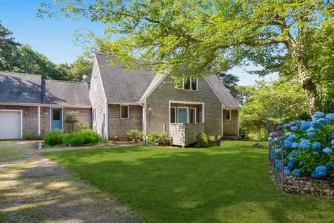 29 Old Nursery Lane Chilmark MA 02535