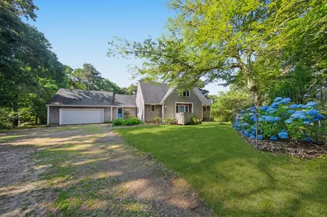 29 Old Nursery Lane Chilmark MA 02535
