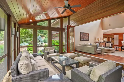 400 Barnes Road Oak Bluffs MA 02557