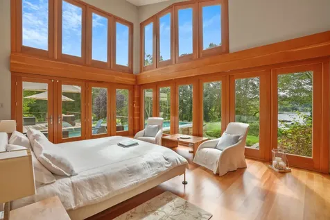 400 Barnes Road Oak Bluffs MA 02557