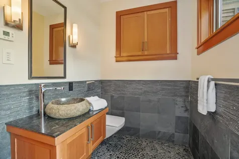 400 Barnes Road Oak Bluffs MA 02557