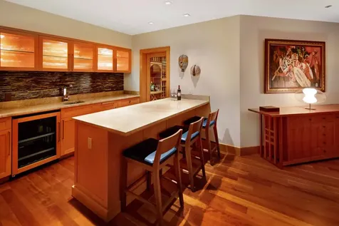 400 Barnes Road Oak Bluffs MA 02557