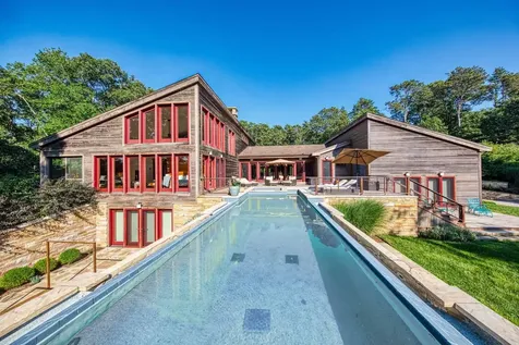 400 Barnes Road Oak Bluffs MA 02557