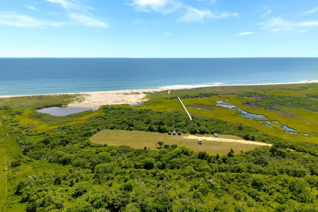 28 Black Point Road Chilmark MA 02535