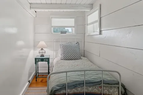 28 Black Point Road Chilmark MA 02535