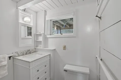 28 Black Point Road Chilmark MA 02535
