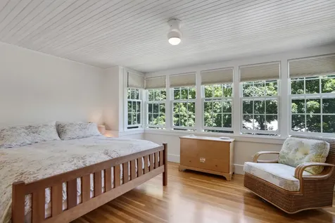 139 Main Street Vineyard Haven MA 02568