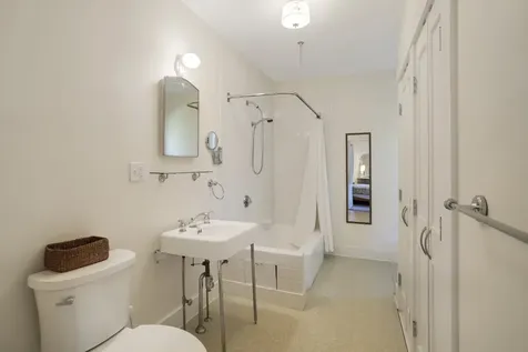 139 Main Street Vineyard Haven MA 02568